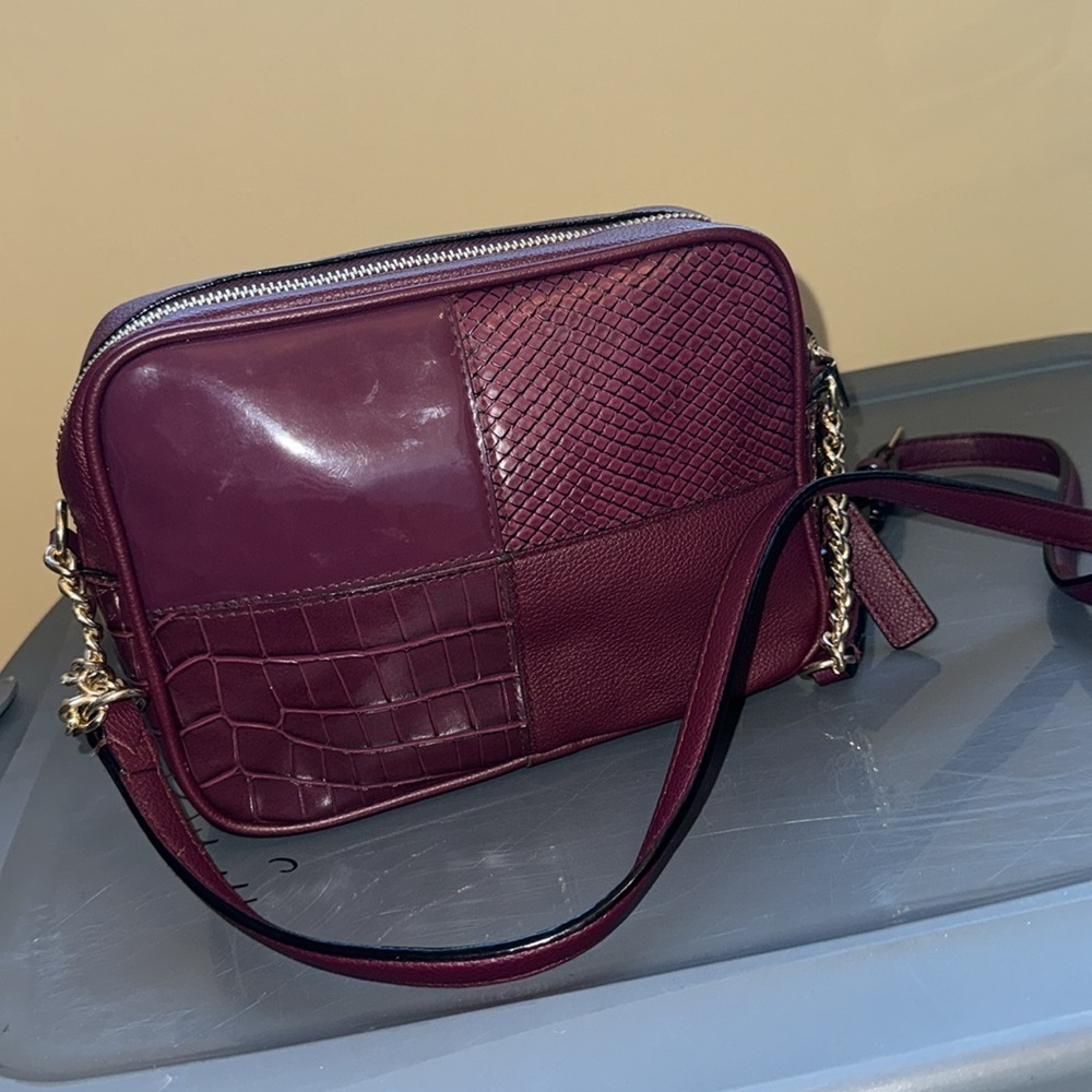 BRAND NEW VICTORIA SECRET CROSSBODY FOR SALE - Picture 3 of 5